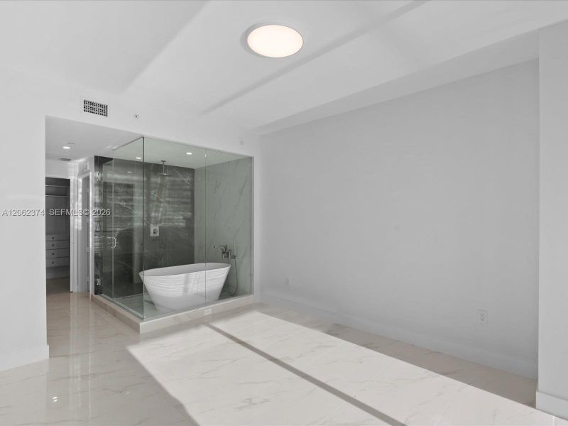 Image 65 of a home in .