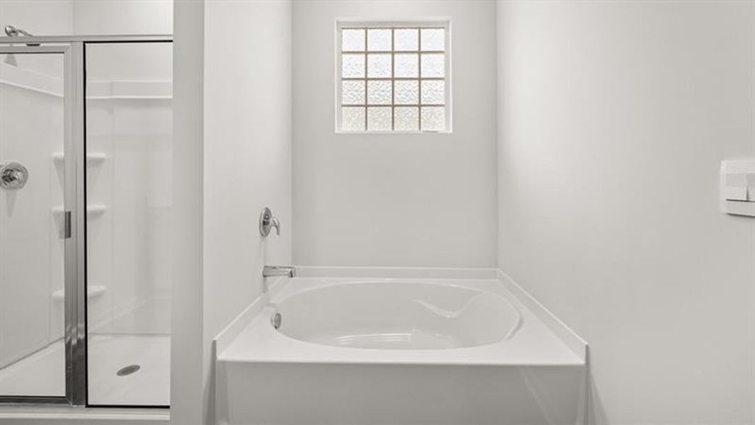 Close-up of interior finishes inside a home in Lost Creek, Dallas (Image 10).