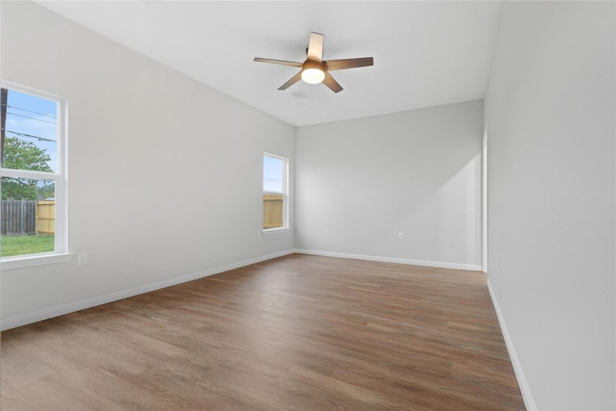 Spacious, unfurnished interior of a new home in , Crosby (Image 11).