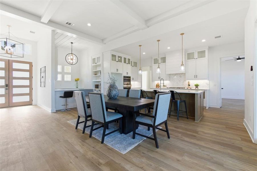 Furnished interior view inside a new home in , Waxahachie (Image 10).