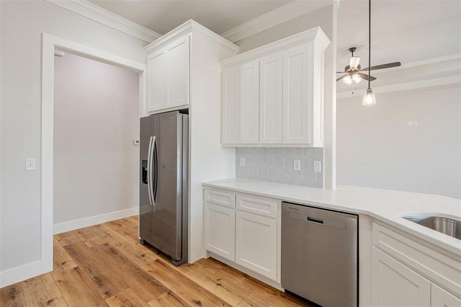 Furnished interior view inside a new home in , Mabank (Image 14).