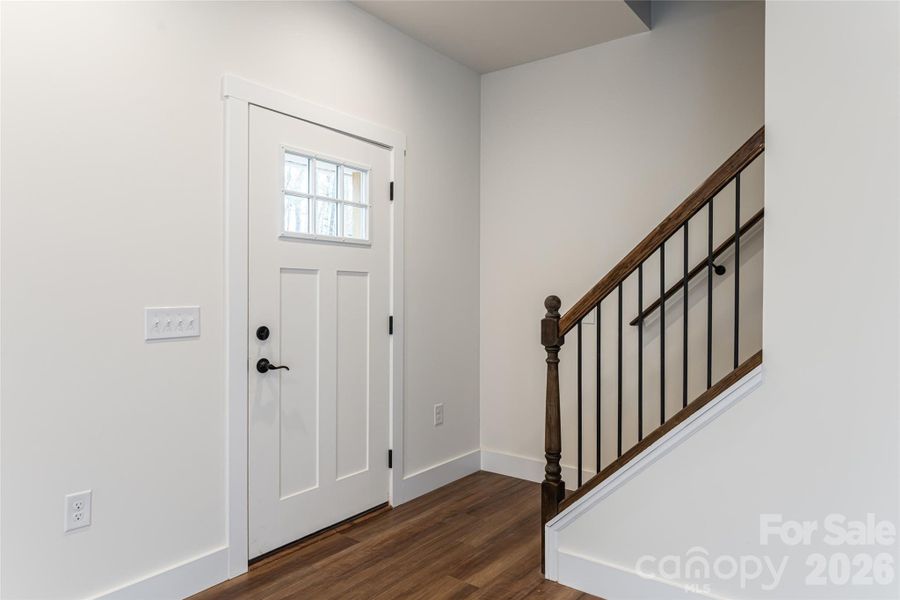 Spacious, unfurnished interior of a new home in , Fairview (Image 14).