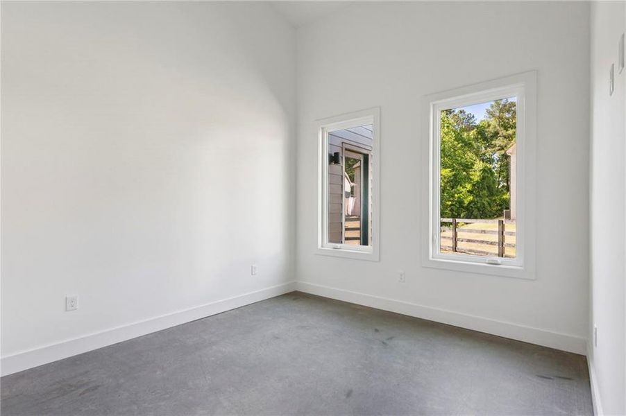 Spacious, unfurnished interior of a new home in , Marietta (Image 33).
