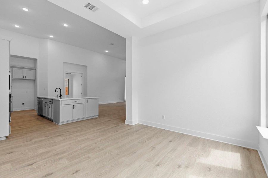 From Casual Dining to Kitchen