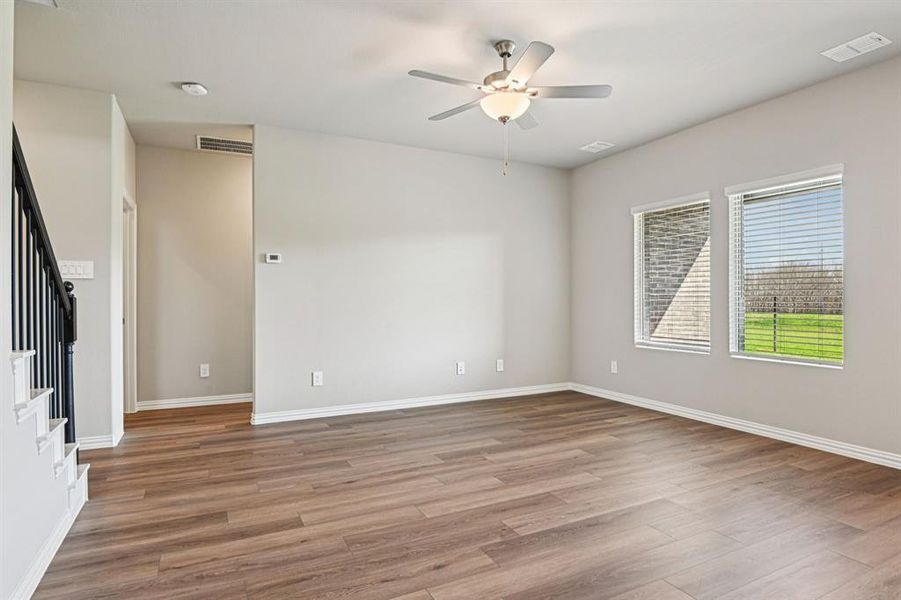 Photo is not of the actual home, but is an inspirational photo of builder’s model home and may depict options, furnishings, and/or decorator features that are not included.