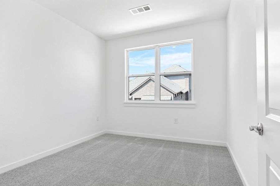 Spacious, unfurnished interior of a new home in Willow Grove Townhomes, Melissa (Image 42).