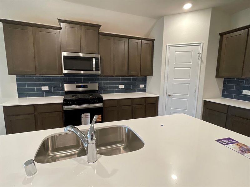 Furnished interior view inside a new home in Elevon, Lavon (Image 7).