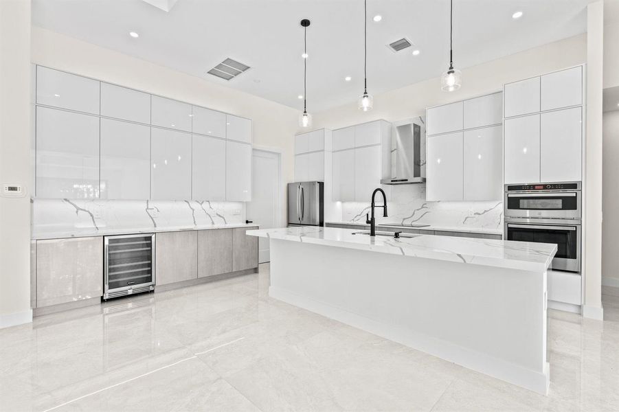 12-web-or-mls-A7405047