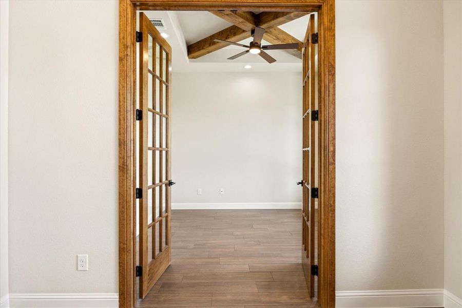 Spacious, unfurnished interior of a new home in , Cresson (Image 25).