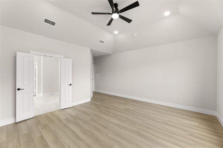 1328 Cash-Primary Suite-2