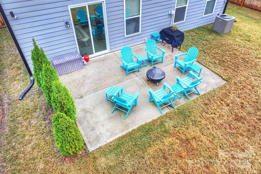 Exterior details and patio area of a home in , Charlotte (Image 25).