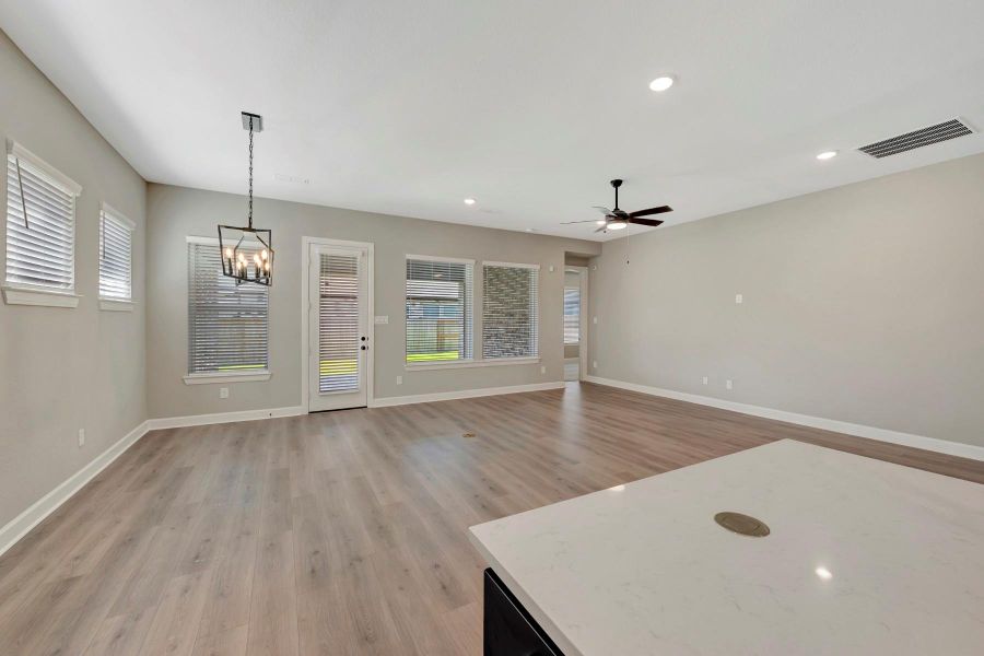 Spacious, unfurnished interior of a new home in Riceland - Summit Collection, Mont Belvieu (Image 22).