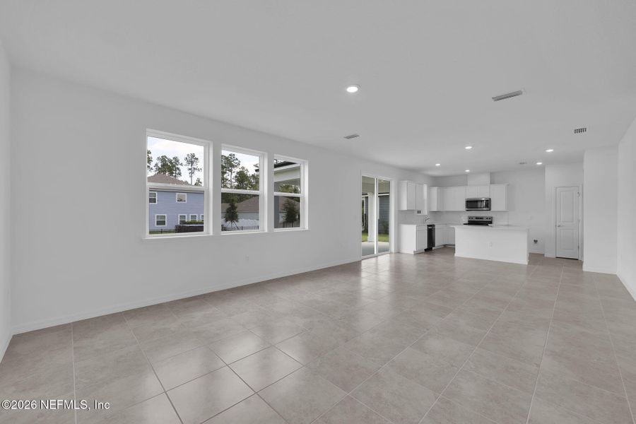 Spacious, unfurnished interior of a new home in Hyland Trail, Green Cove Springs (Image 24). Spacious, unfurnished interior of a new home in Hyland Trail, Green Cove Springs (Image 24).