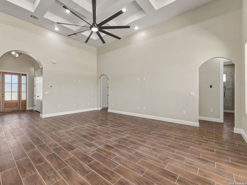 Spacious, unfurnished interior of a new home in , Lytle (Image 40).