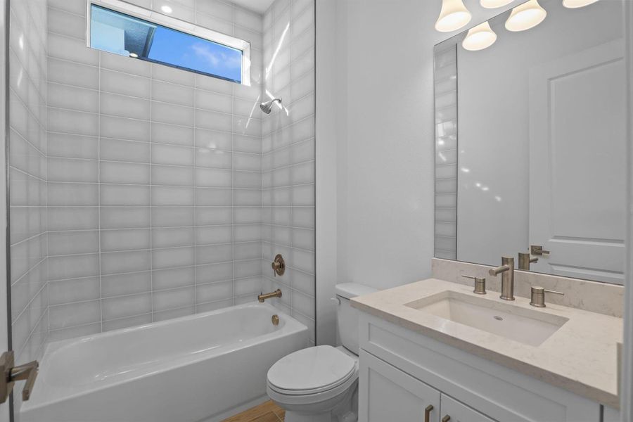 Image 28 of a home in .