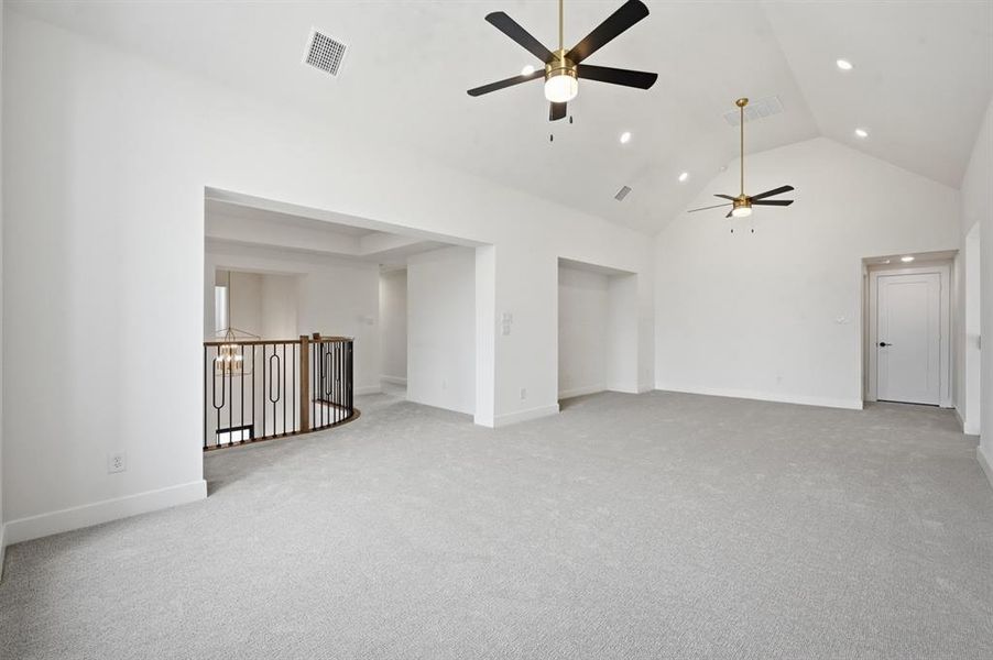 Spacious, unfurnished interior of a new home in Mustang Lakes, Celina (Image 23).