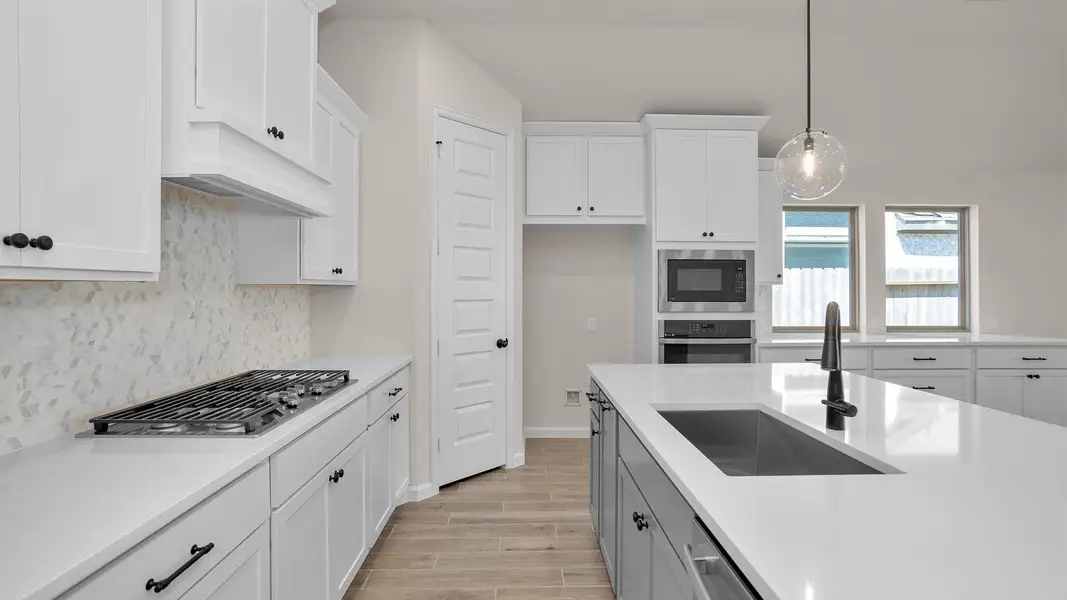 Furnished interior view inside a new home in Candela South 50', Richmond (Image 4).