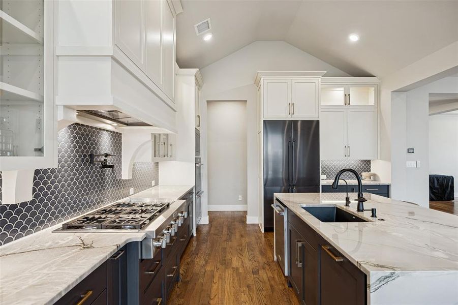 Furnished interior view inside a new home in , Celina (Image 35).