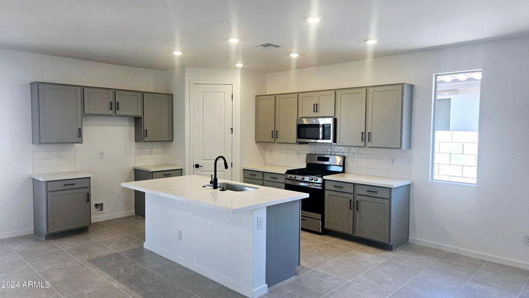 Frontera Lot 9 Kitchen