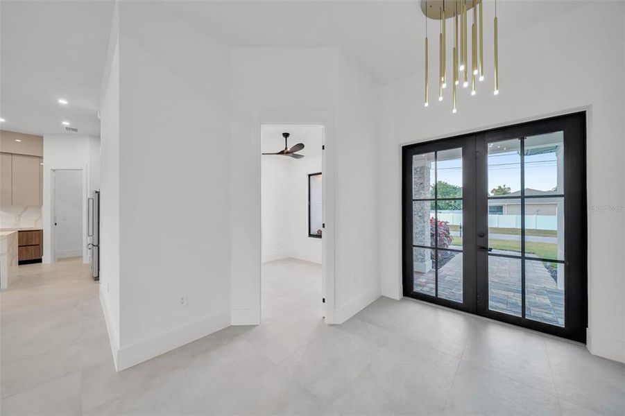 Spacious, unfurnished interior of a new home in , Cape Coral (Image 48).