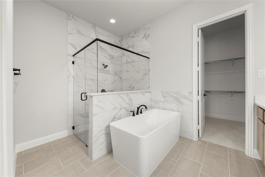 18. 2215 Clairmount - Bath (3) 18. 2215 Clairmount - Bath (3)