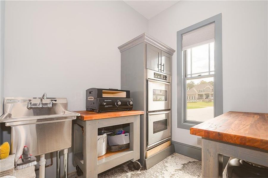 Furnished interior view inside a new home in , Gainesville (Image 27). Furnished interior view inside a new home in , Gainesville (Image 27).
