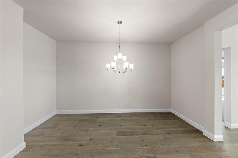 07. 1328 David - Dining 07. 1328 David - Dining