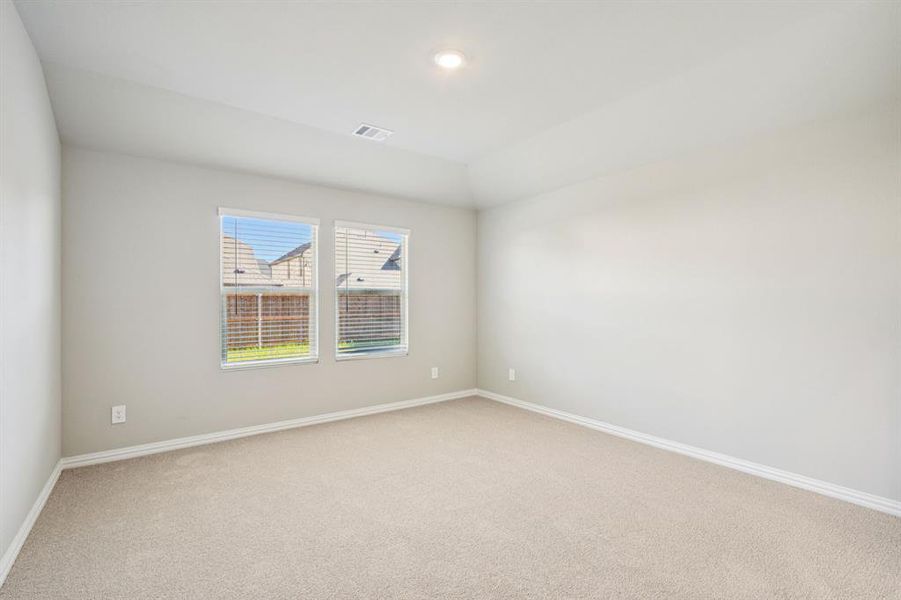 Spacious, unfurnished interior of a new home in , Princeton (Image 25).