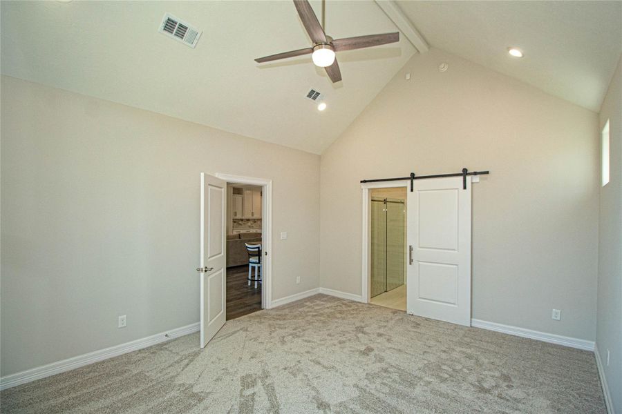 Spacious, unfurnished interior of a new home in , Livingston (Image 19).