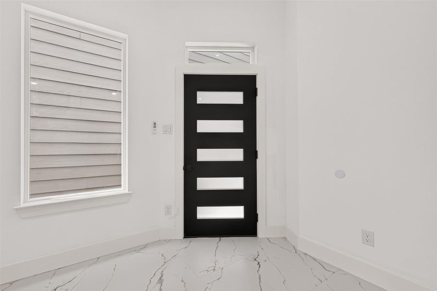 Spacious, unfurnished interior of a new home in , Houston (Image 37).