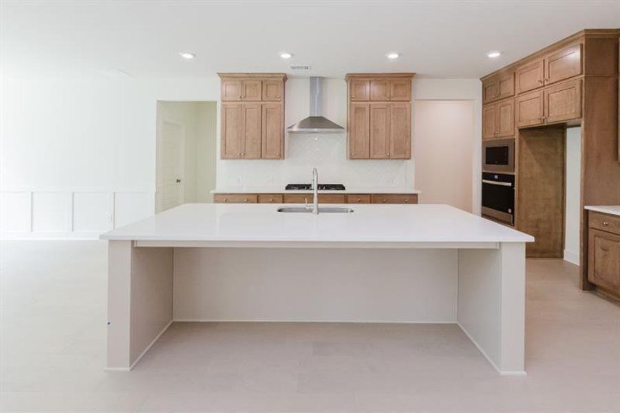 Furnished interior view inside a new home in , Gainesville (Image 8).