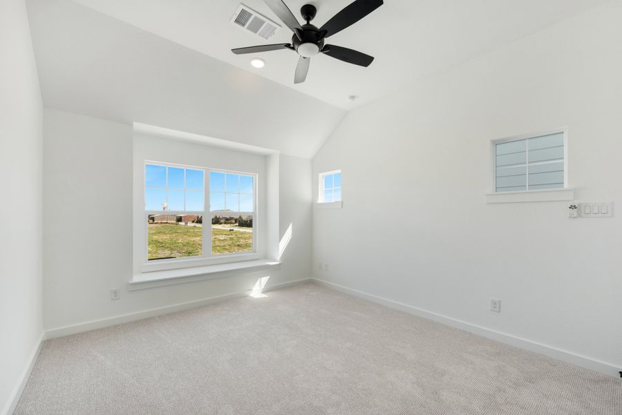 Spacious, unfurnished interior of a new home in Woodbridge Townhomes, Wylie (Image 37).