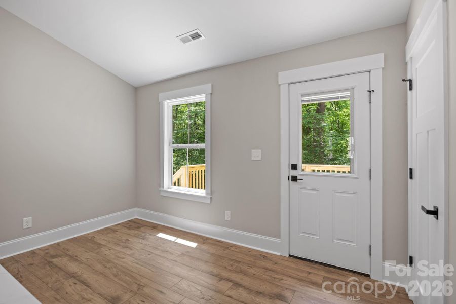 Spacious, unfurnished interior of a new home in , Statesville (Image 11).