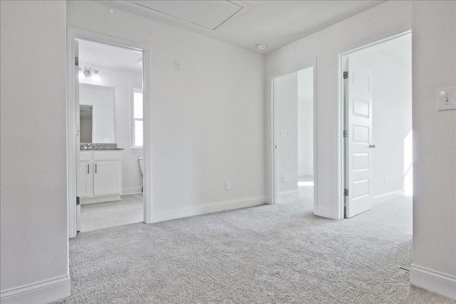 Spacious, unfurnished interior of a new home in Clark Farms, Flowery Branch (Image 31). Spacious, unfurnished interior of a new home in Clark Farms, Flowery Branch (Image 31).