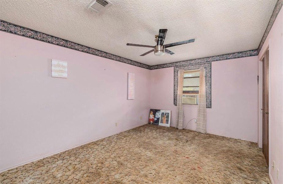 Spacious, unfurnished interior of a new home in , Brownwood (Image 17).