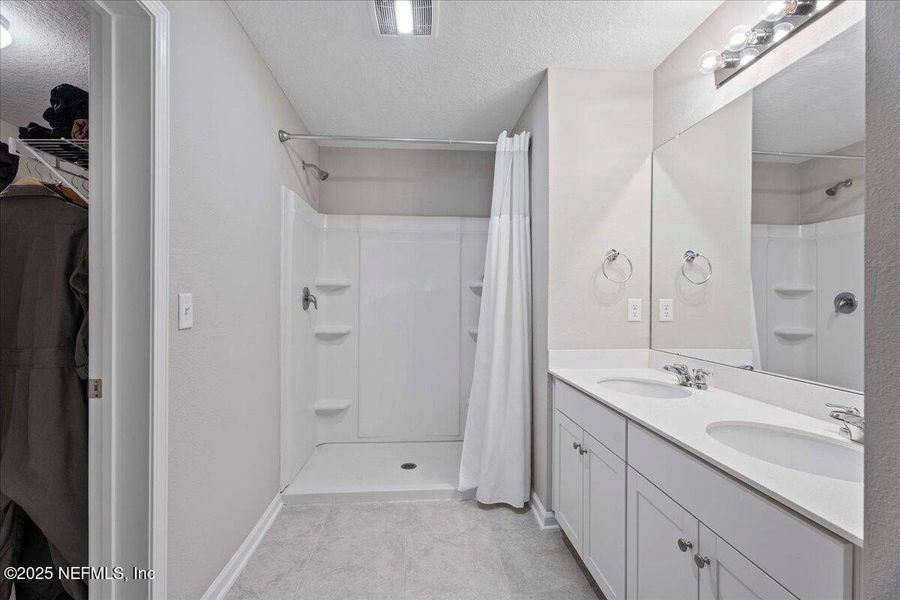 Furnished interior view inside a new home in Dunns Crossing, Jacksonville (Image 17). Furnished interior view inside a new home in Dunns Crossing, Jacksonville (Image 17).