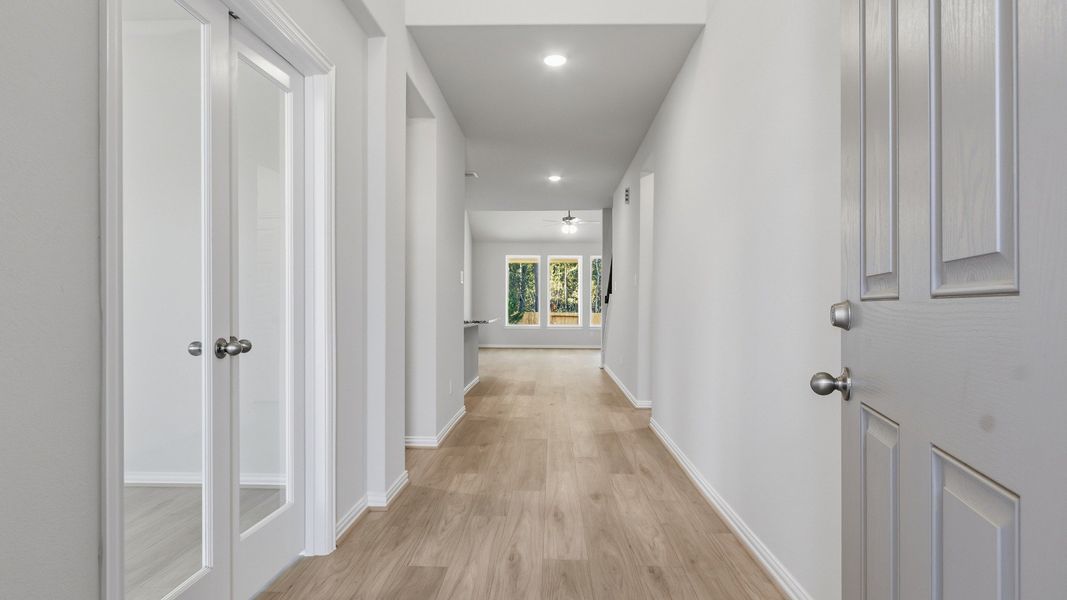 Furnished interior view inside a new home in The Woodlands Hills, Willis (Image 7).