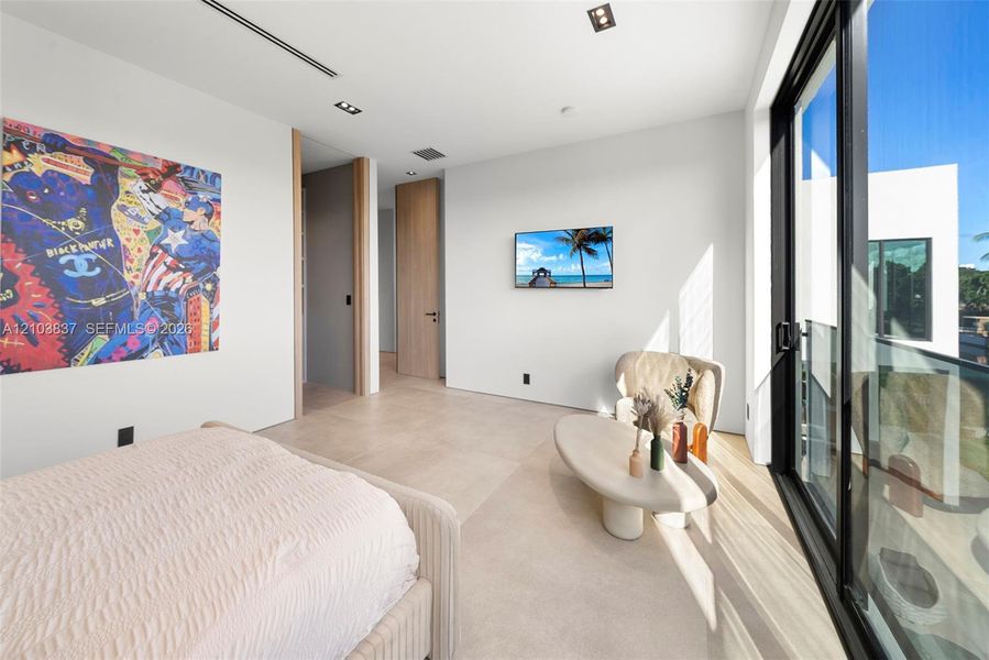 Furnished interior view inside a new home in , Miami (Image 37).