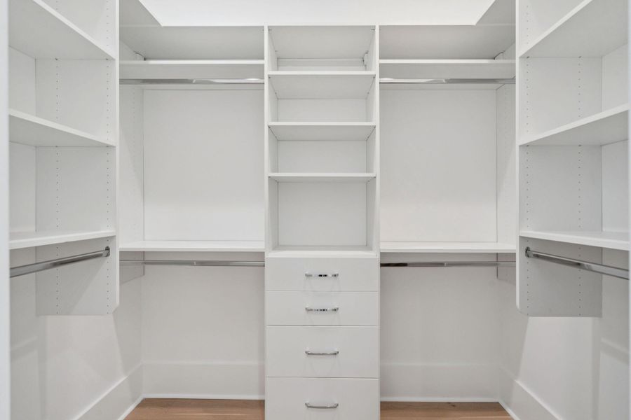 Spacious, unfurnished interior of a new home in , Ravenel (Image 51).