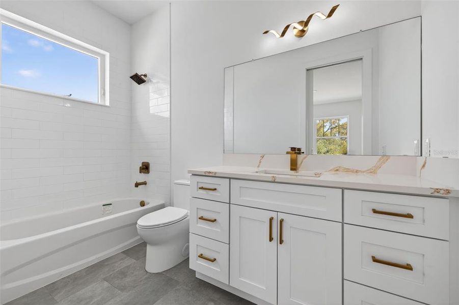 Furnished interior view inside a new home in , St. Petersburg (Image 14).