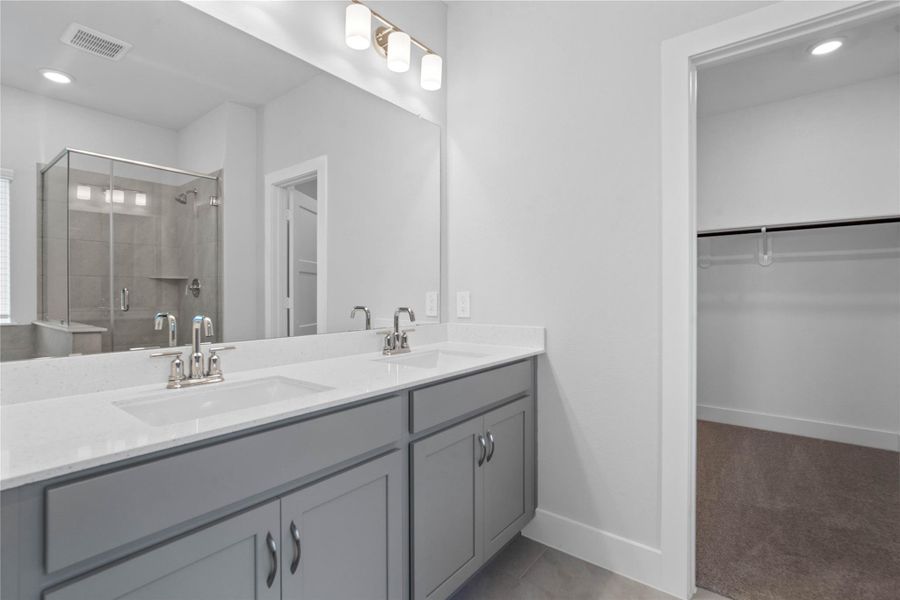 Furnished interior view inside a new home in Sorella, Tomball (Image 7).