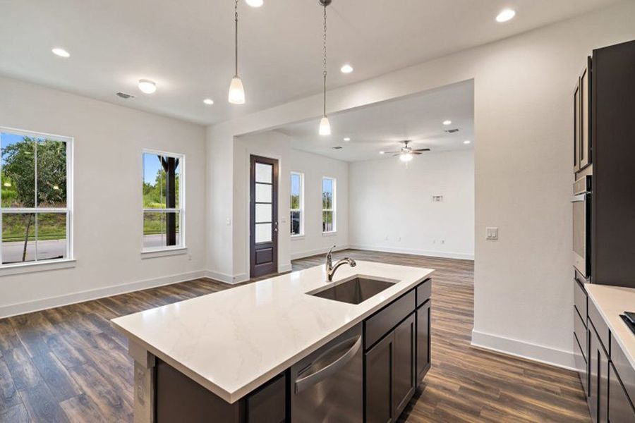 Representative furnished interior of a home built from the Glacier by Pacesetter Homes in Easton Park, Austin (Image 16). Representative furnished interior of a home built from the Glacier by Pacesetter Homes in Easton Park, Austin (Image 16).