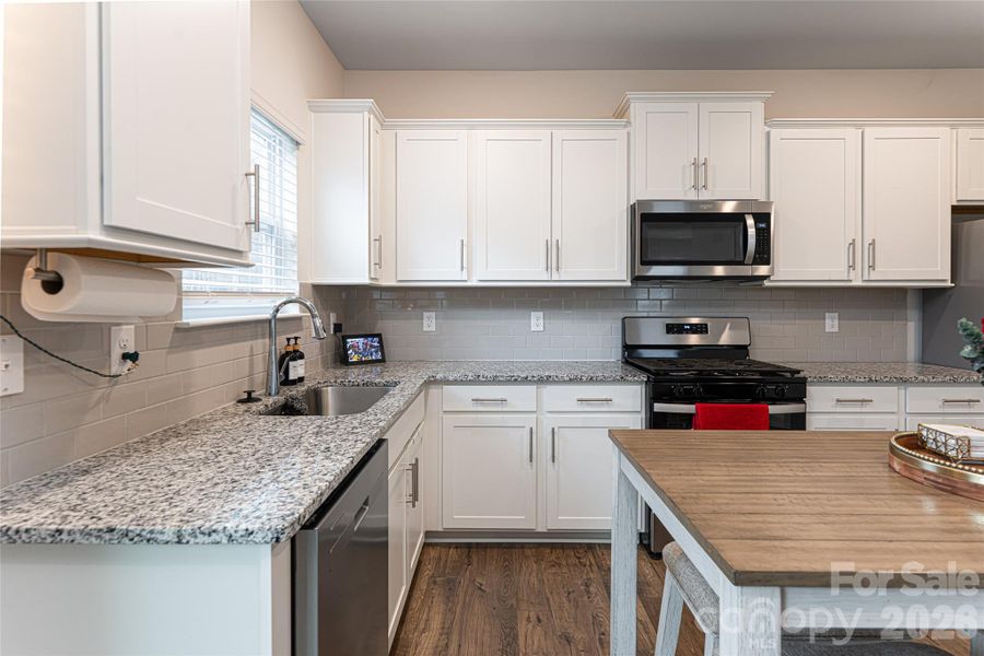 Furnished interior view inside a new home in , Arden (Image 34).