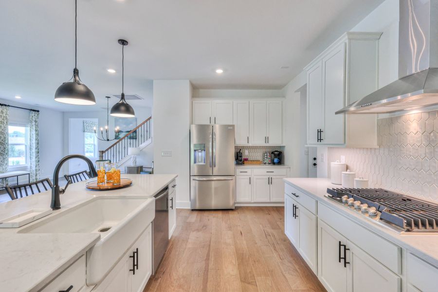 *Furnished model home example. Selections & finishes may vary. *Furnished model home example. Selections & finishes may vary.