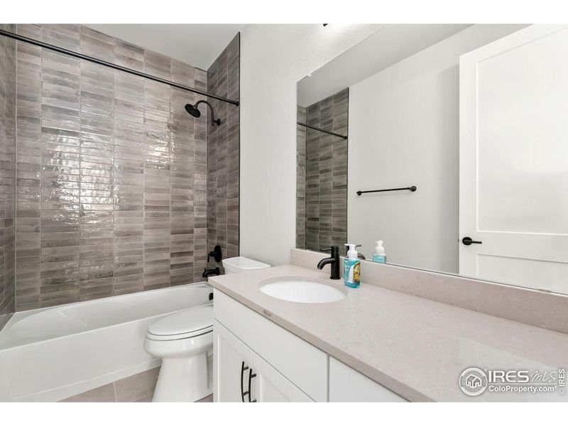 Furnished interior view inside a new home in , Fort Collins (Image 8). Furnished interior view inside a new home in , Fort Collins (Image 8).