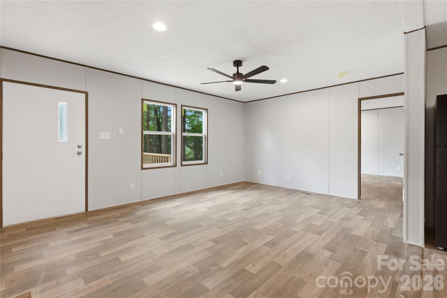 Spacious, unfurnished interior of a new home in , Lincolnton (Image 16).