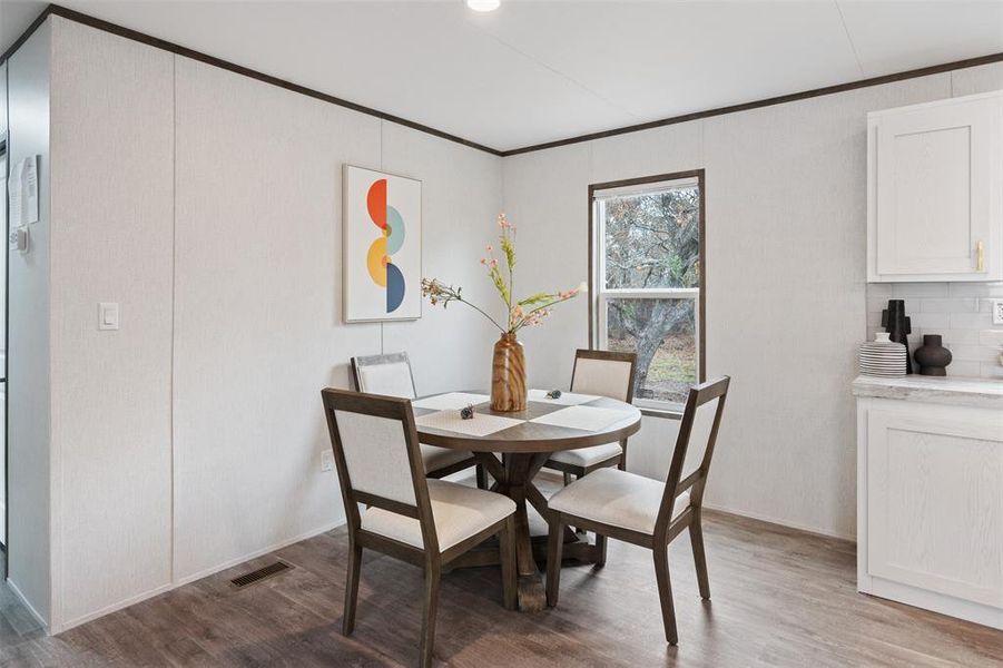 Furnished interior view inside a new home in , Corsicana (Image 5). Furnished interior view inside a new home in , Corsicana (Image 5).