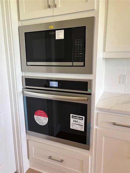 Furnished interior view inside a new home in , Van Alstyne (Image 4).