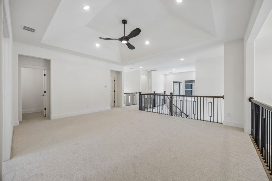 Spacious, unfurnished interior of a new home in The Parks at Wilson Creek, Celina (Image 43). Spacious, unfurnished interior of a new home in The Parks at Wilson Creek, Celina (Image 43).