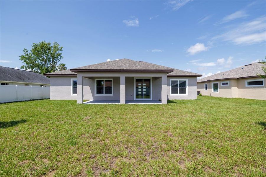 Exterior details and patio area of a home in , Palm Coast (Image 23).